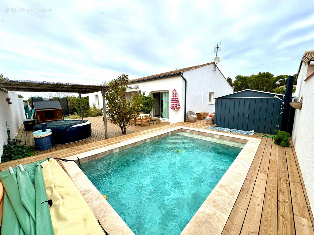 Maison à PENNAUTIER