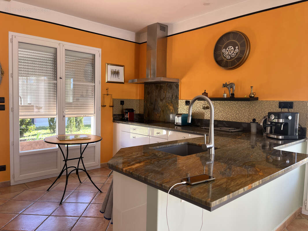 Maison à MESCHERS-SUR-GIRONDE