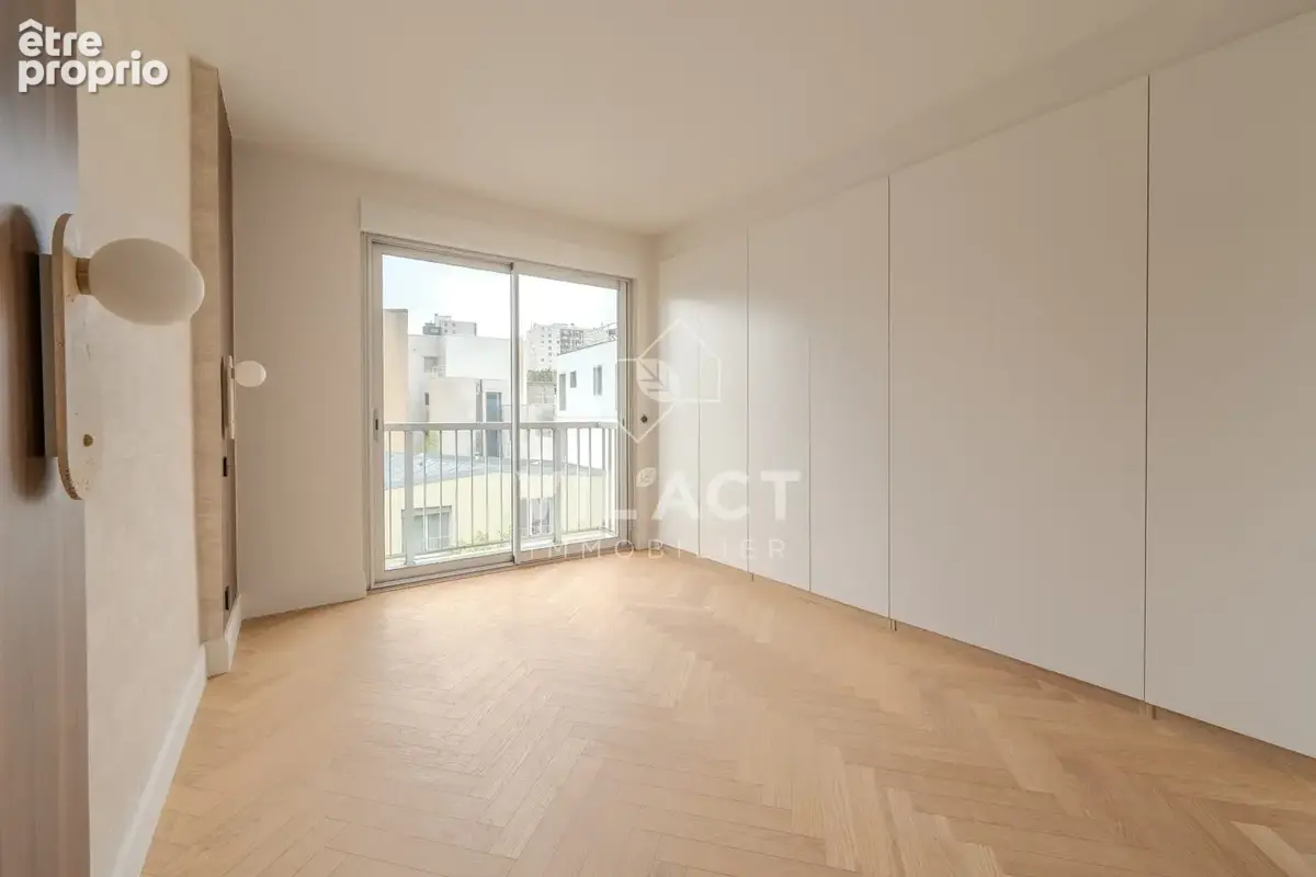 Appartement 5 pièces 89 m² à vendre à Paris-15e (75015) - photo 9
