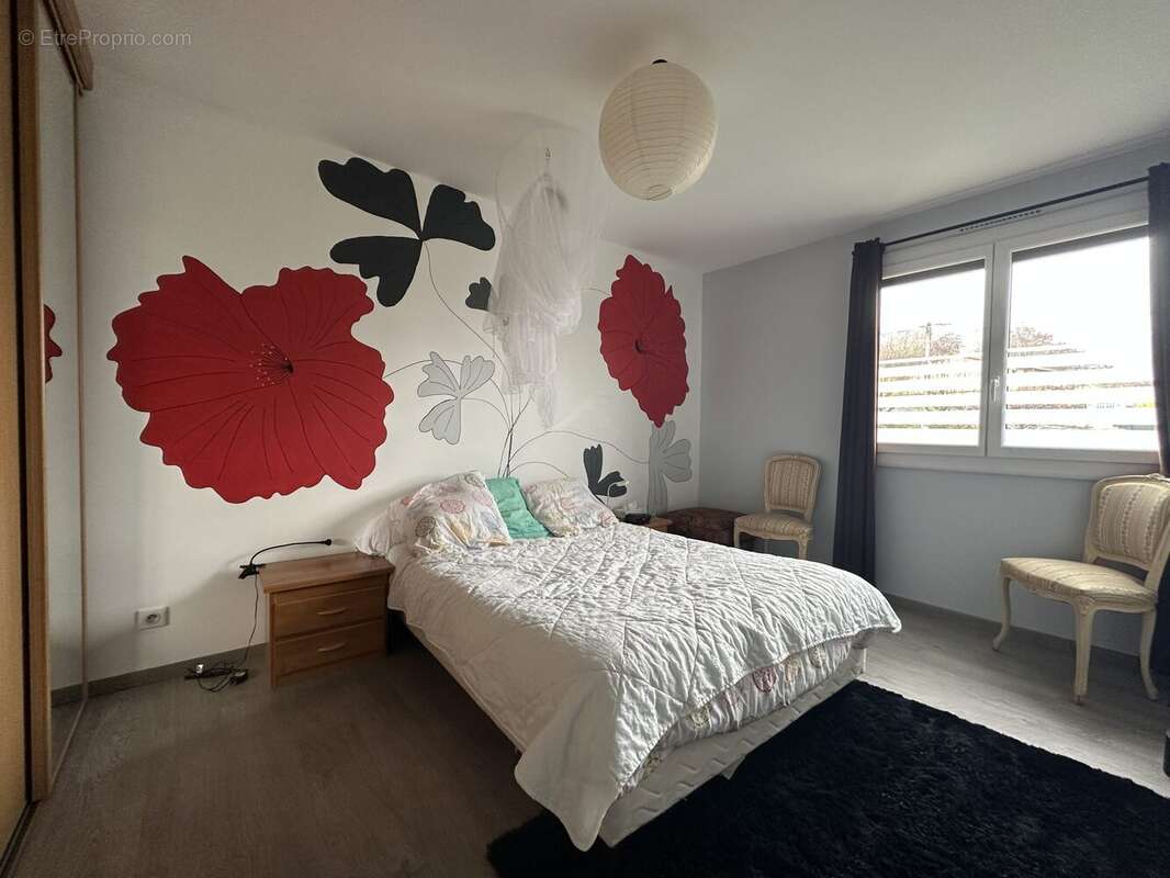 Appartement à BEAUJEU