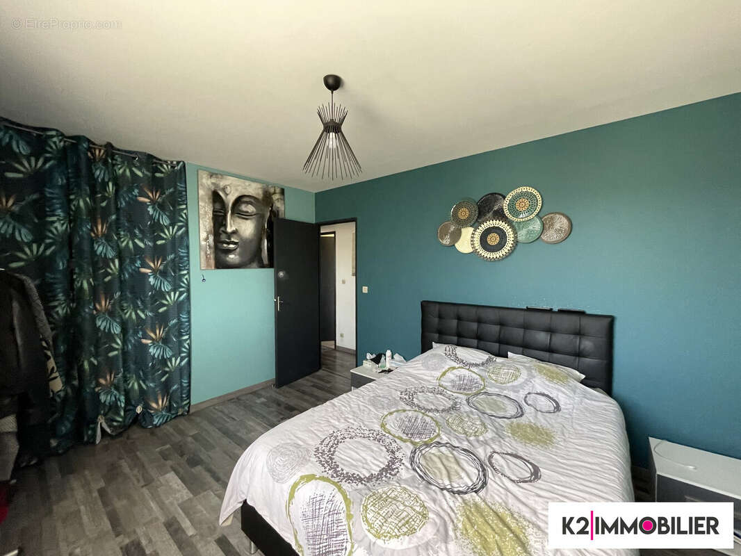 Maison à MONTELIMAR