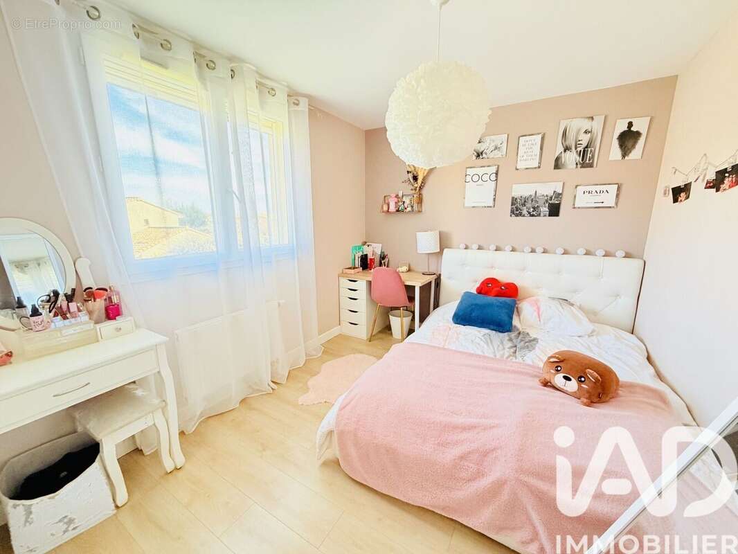 Maison 109 m² à Bouloc  - photo 8