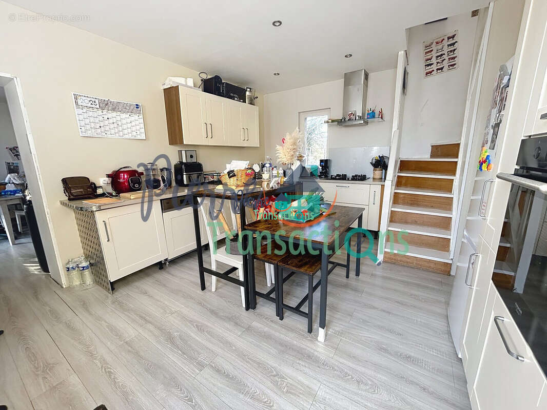 Maison à LILLEBONNE