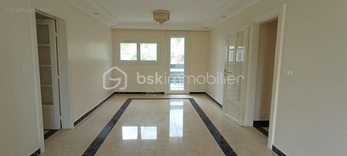Appartement à GIF-SUR-YVETTE