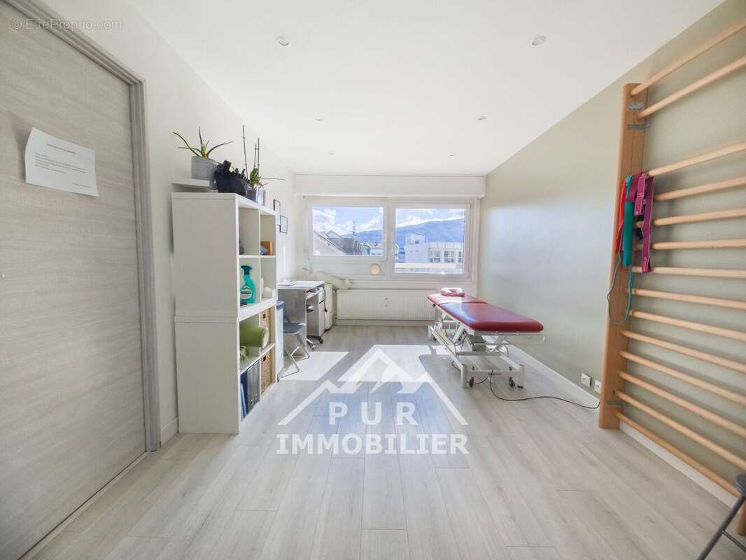 Commerce à ANNEMASSE