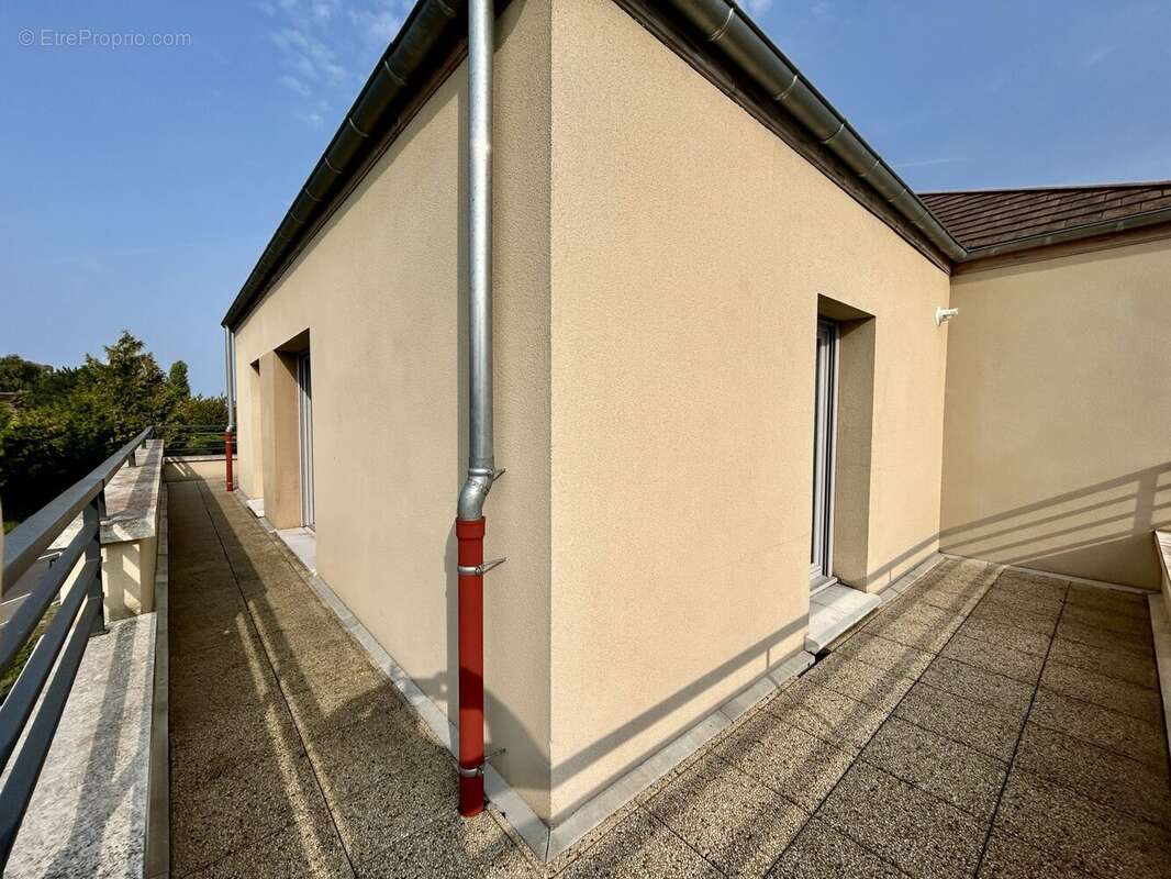 Appartement à VEMARS
