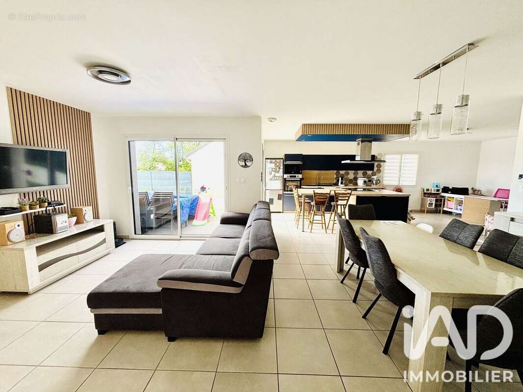 Maison 123 m² à Cliron  - photo 3
