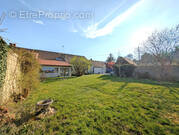 Maison à AILLANT-SUR-THOLON