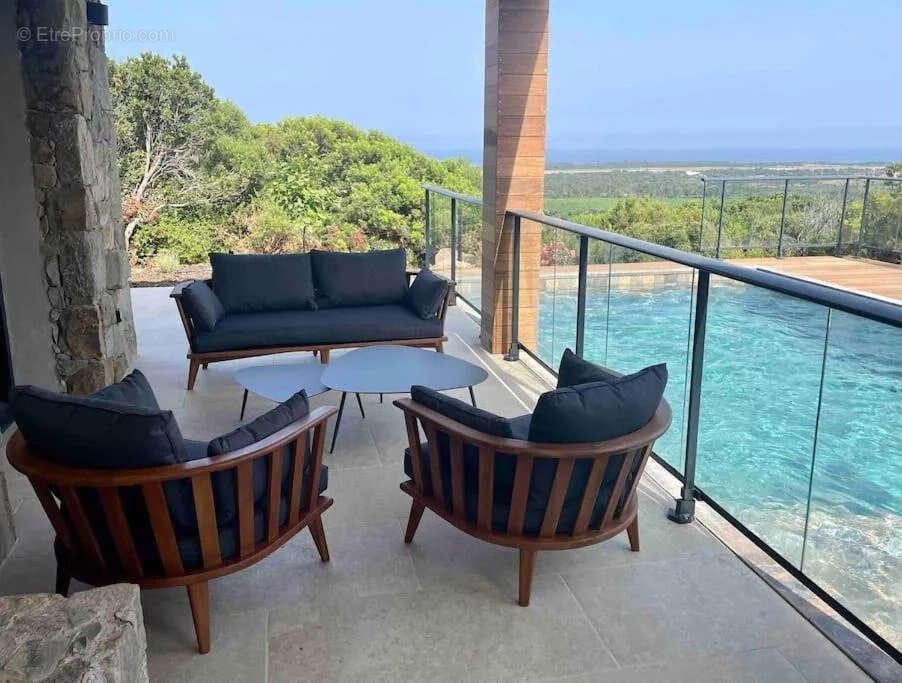 Jolie bergerie 4 pièces de 95m2 avec piscine chauffée - photo 5