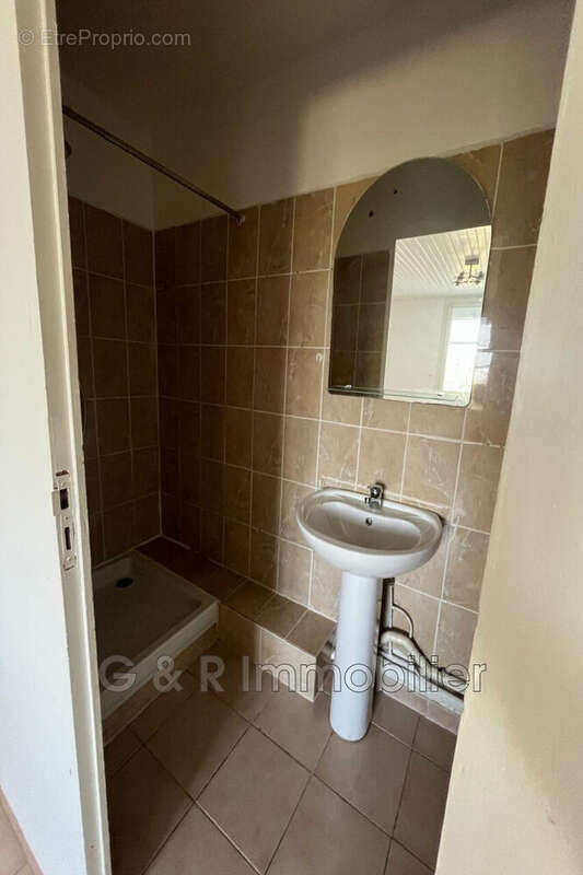 Appartement à GREASQUE