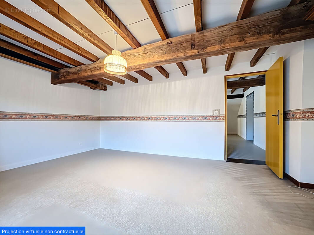 Maison à MONTMIRAIL