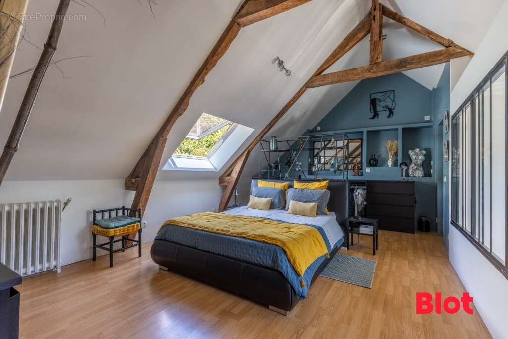 Maison à VERN-SUR-SEICHE