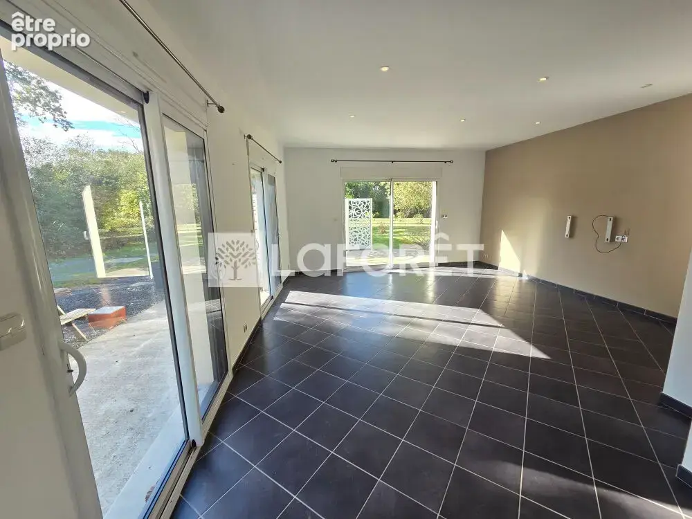 Maison POULDREUZIC 4 Pièces 124 m² - photo 4
