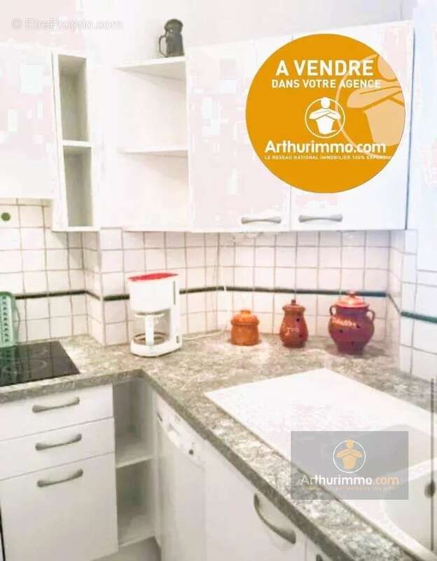 Appartement à BORMES-LES-MIMOSAS