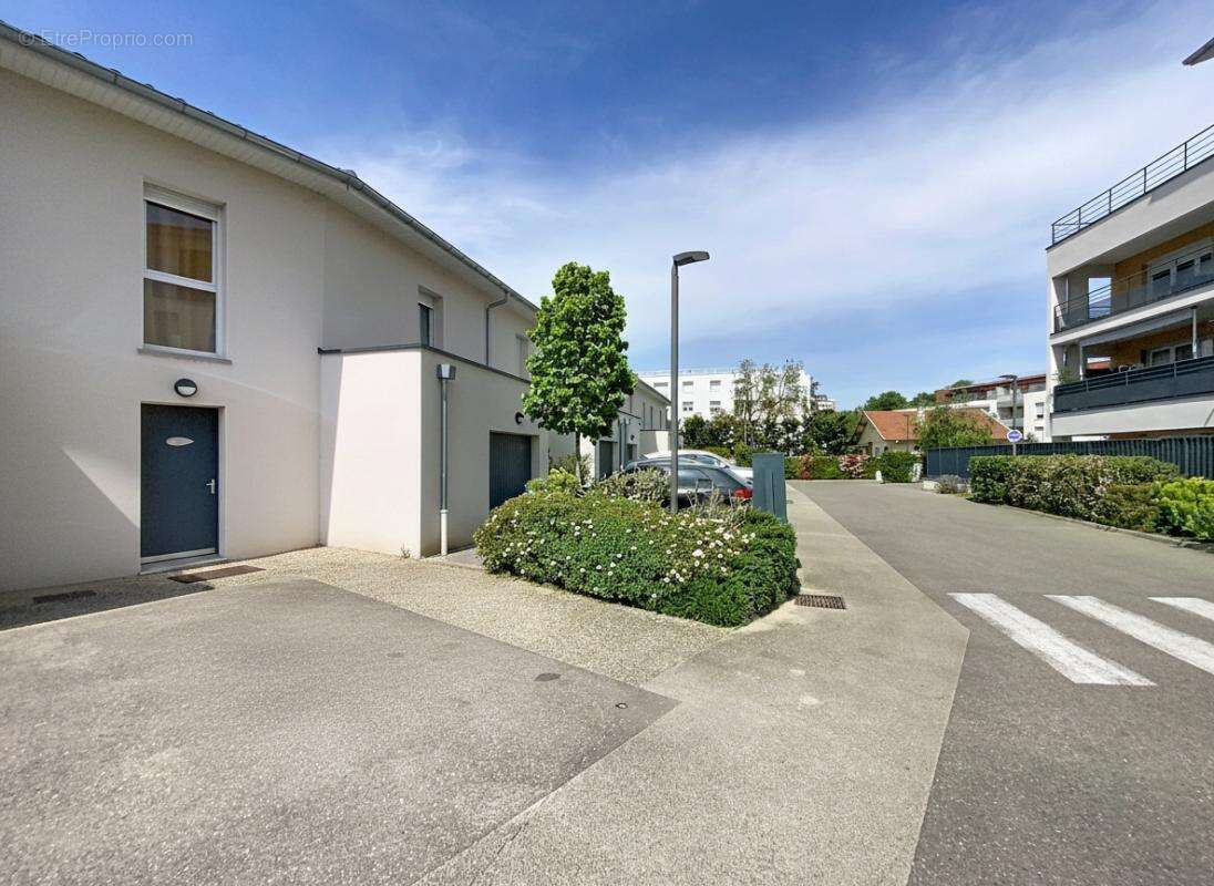 Appartement à GRIGNY