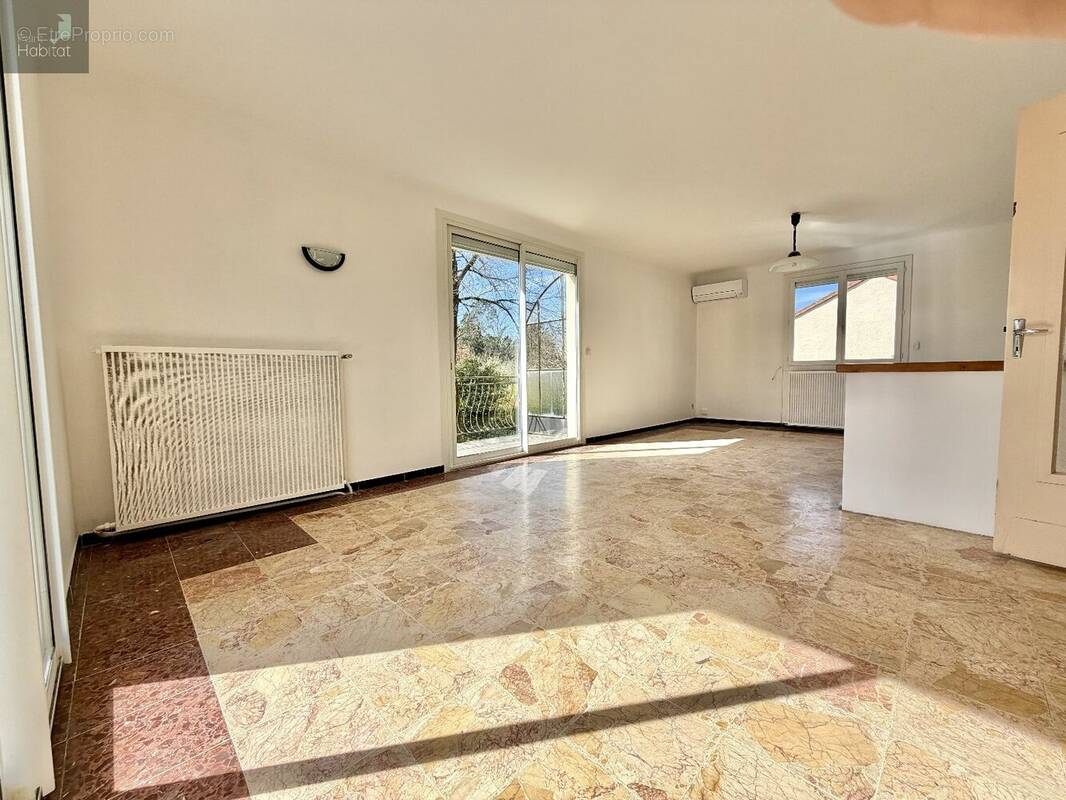 Maison à VILLEFRANCHE-DE-ROUERGUE