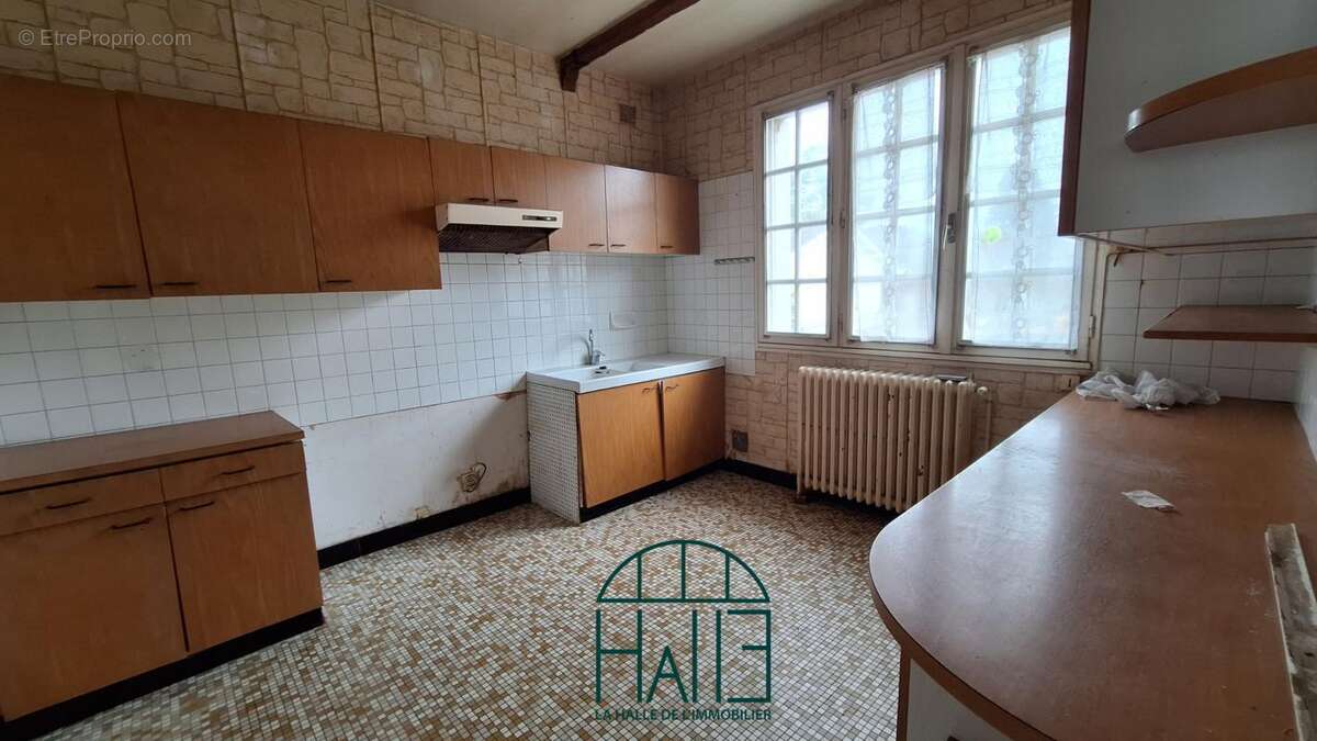 Maison à SAINT-JUNIEN