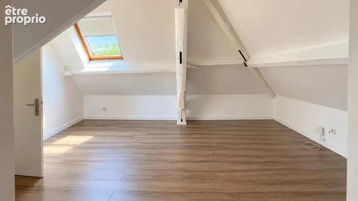 Appartement à BORNEL