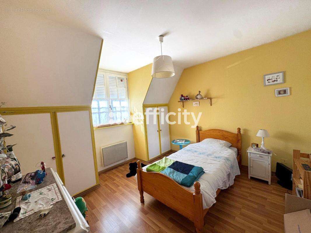 Maison à VENDEVILLE