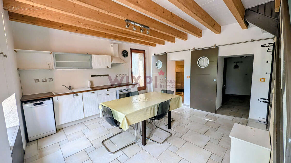 Maison Montmiral 3 pièce(s) 75 m2 - photo 3