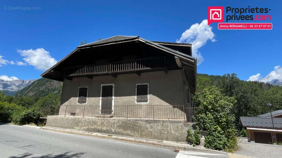 Maison à LES HOUCHES