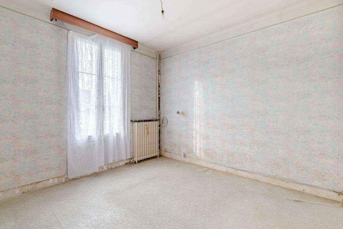 Maison à VIRY-CHATILLON