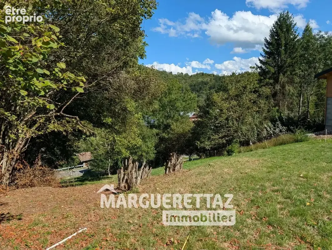 Terrain constructible 1589m² - photo 3