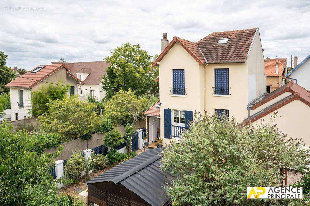 Maison à MAISONS-LAFFITTE