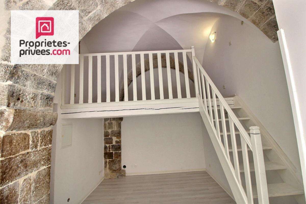 Appartement à LORGUES