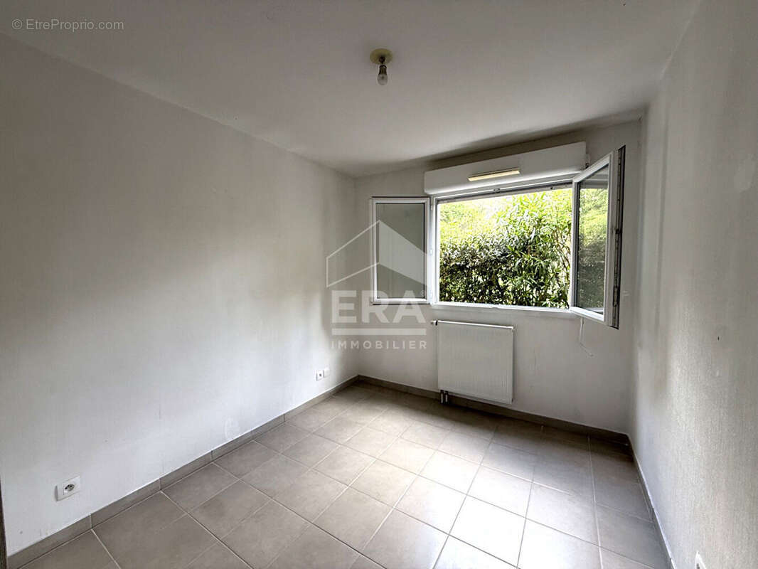 Appartement à ROUSSET