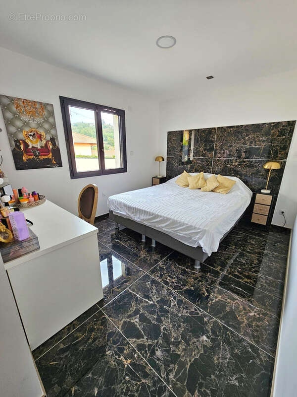 Maison à RIVE-DE-GIER