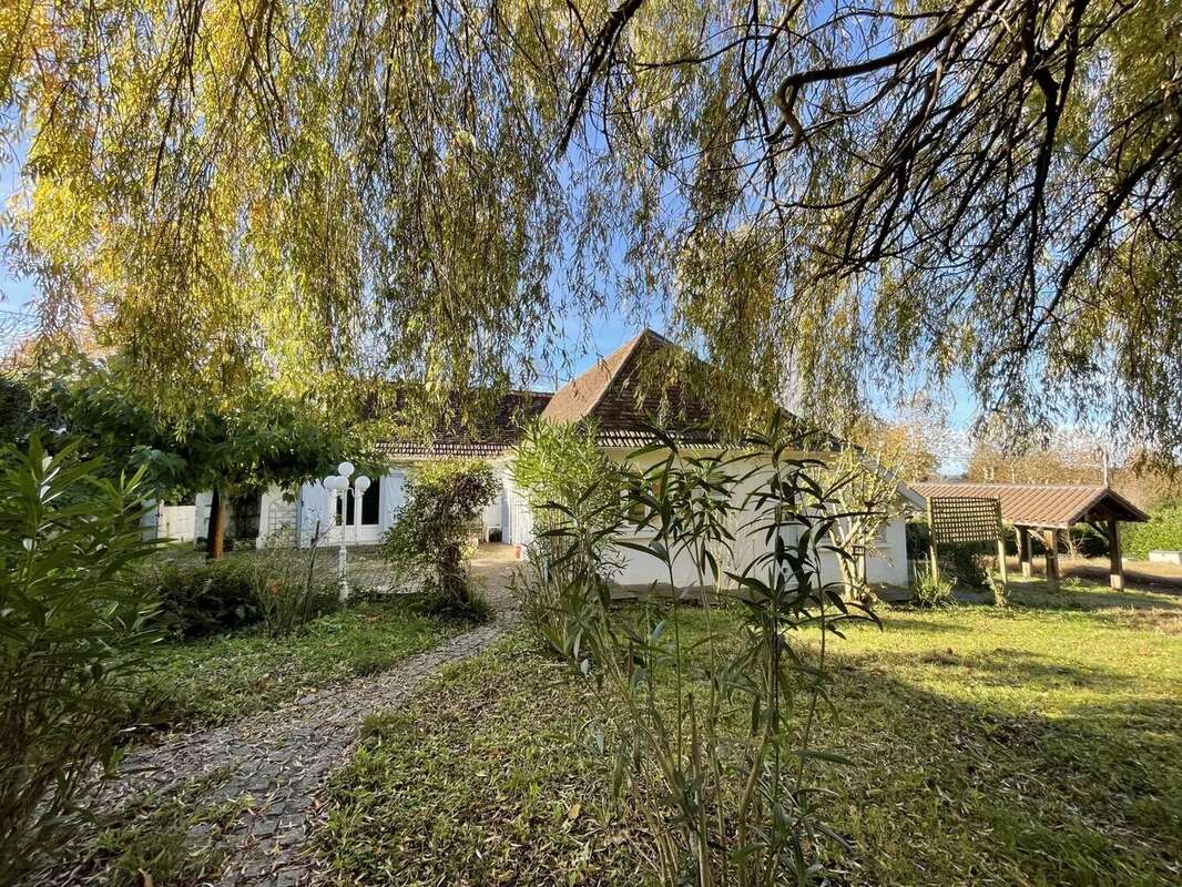 Maison à SALIES-DE-BEARN