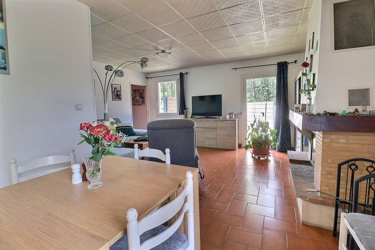 Maison à MERCUREY