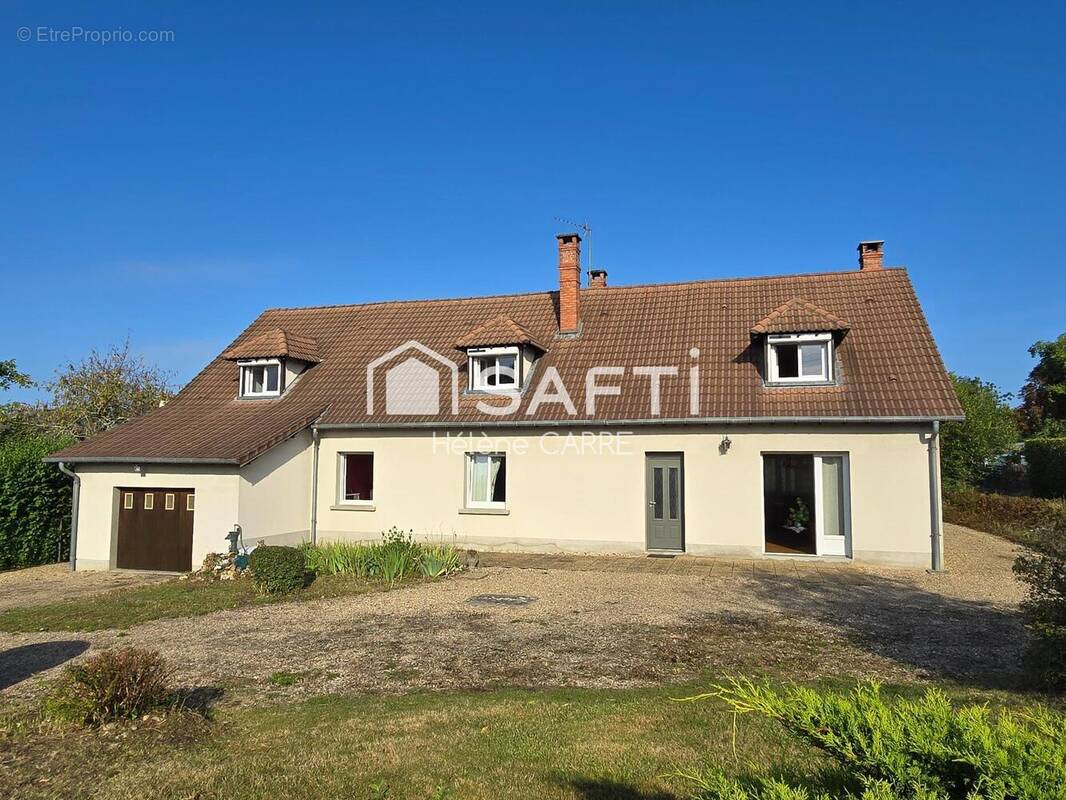 Photo 1 - Maison à VIERZON