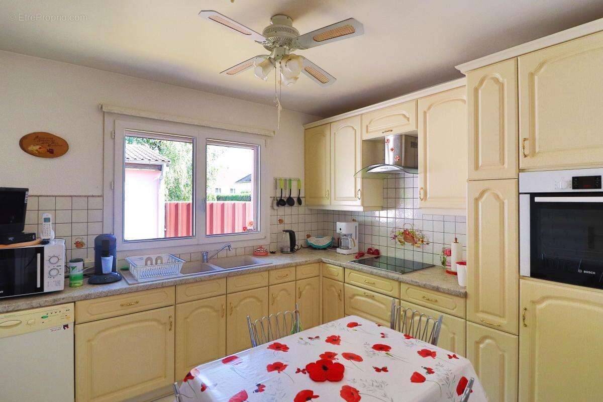 Maison à HERRLISHEIM-PRES-COLMAR