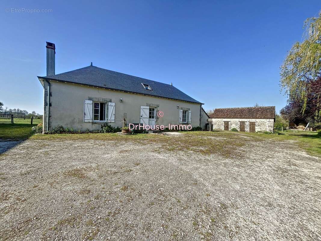 Maison à CHATEAU-LA-VALLIERE