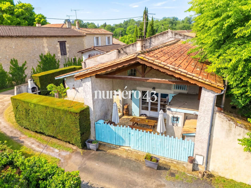 Maison à ILLATS