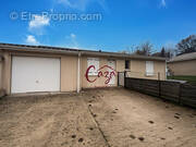 Maison à FARGUES-SAINT-HILAIRE