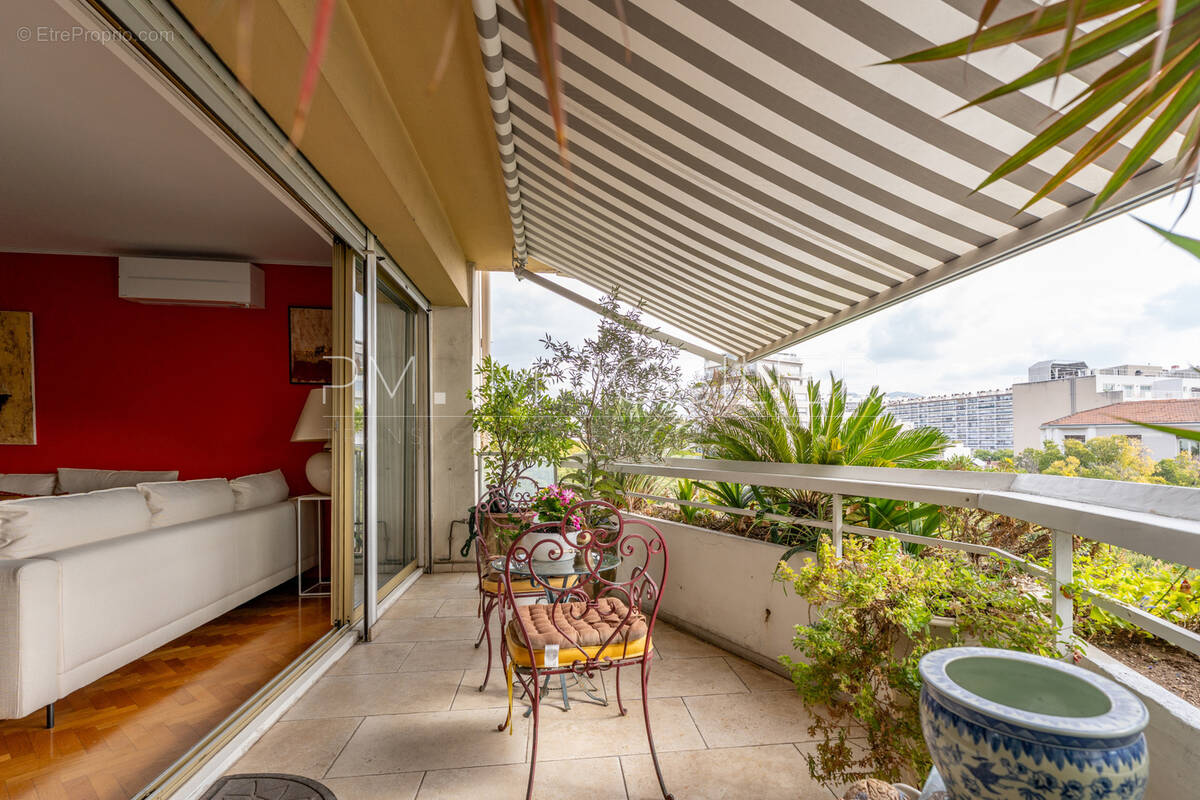 Appartement à MARSEILLE-8E
