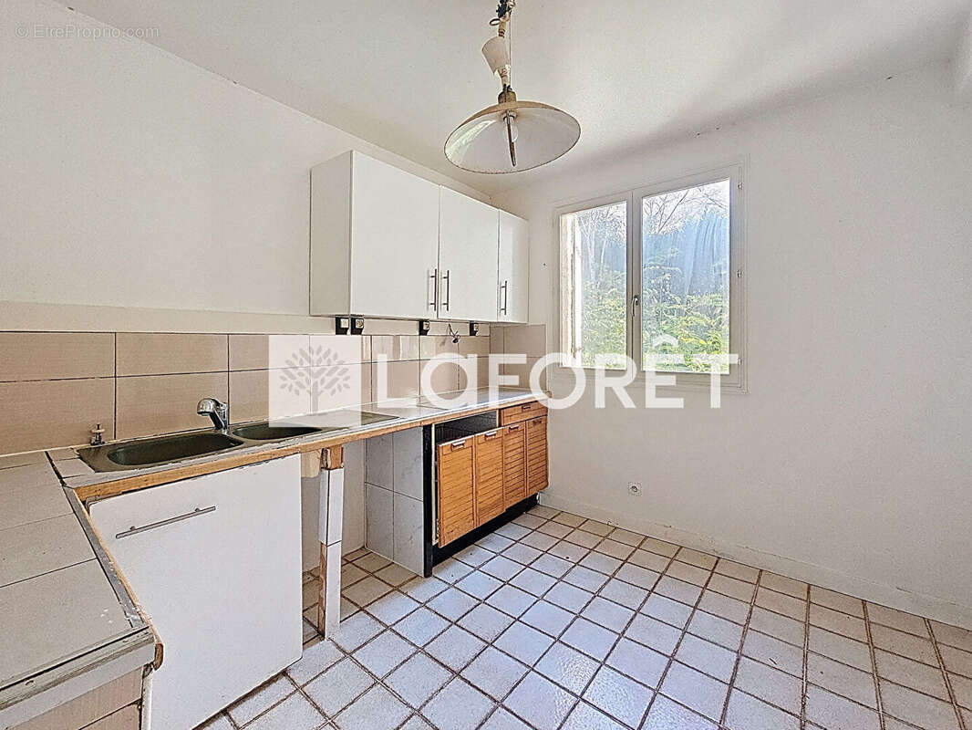 Maison à SAVIGNY-LE-TEMPLE