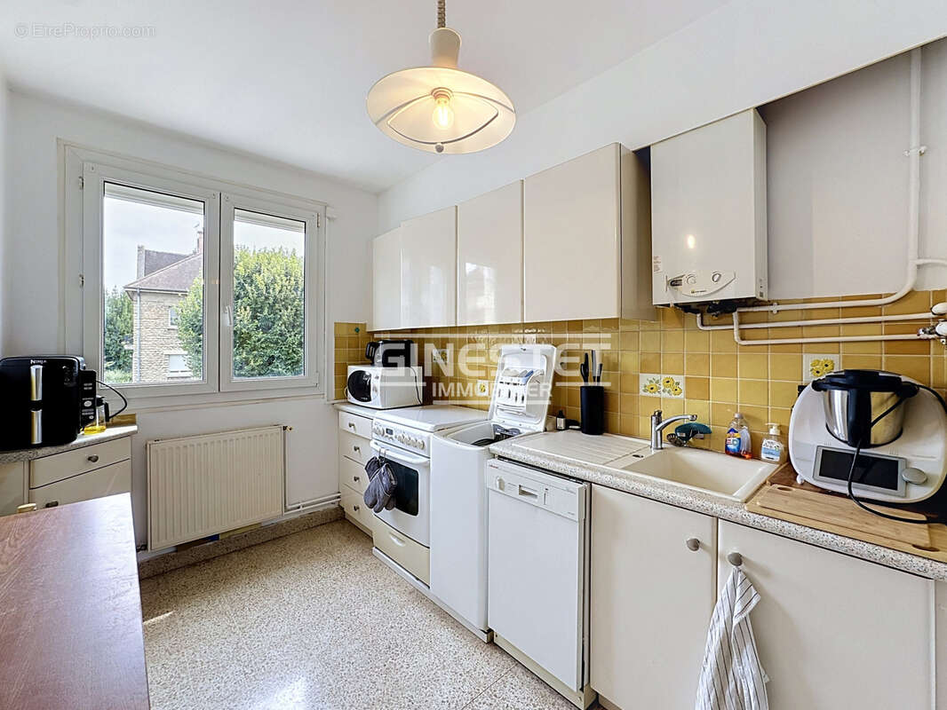 Troyes - appartement t5 avec balcon et garage vendu loué - photo 4