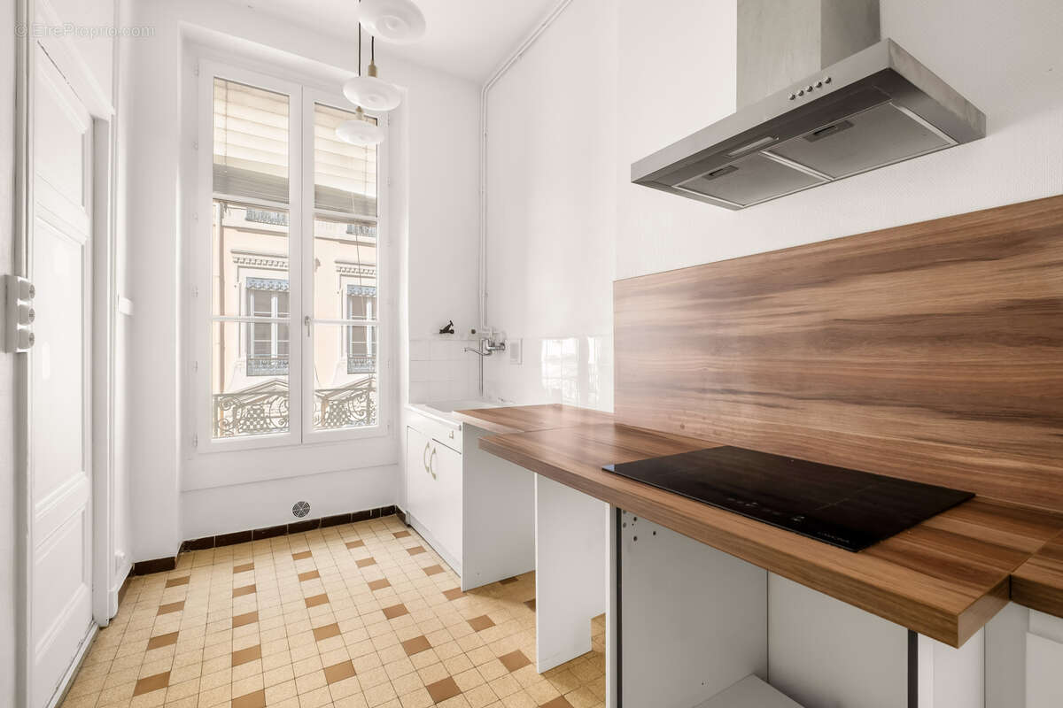 Appartement à LYON-6E