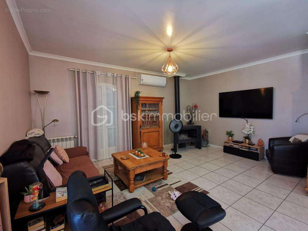 Maison à ROQUEMAURE