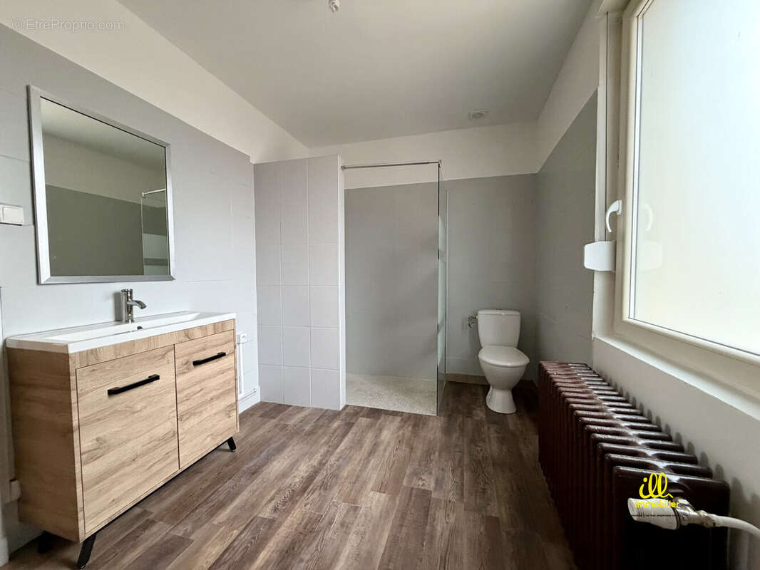 Maison à CHARLEVILLE-MEZIERES