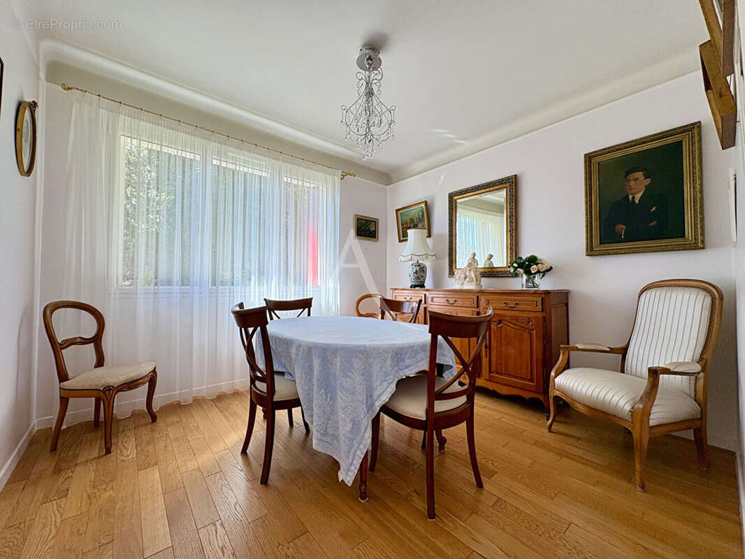 Maison à GIF-SUR-YVETTE