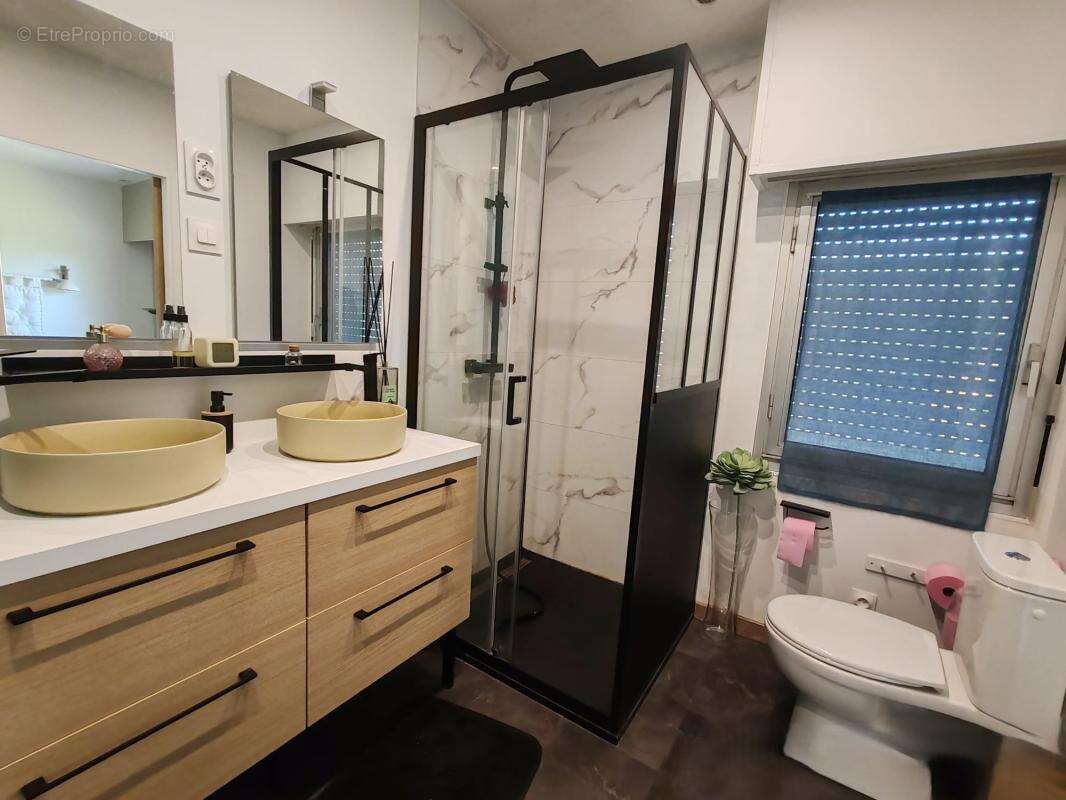 maison d'architecte de 140 m2 avec 4 chambres et terrain de - photo 12