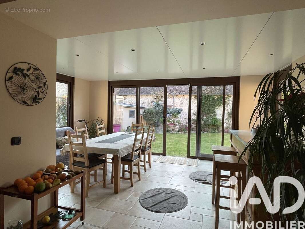 Maison 136 m² à Echouboulains  - photo 4