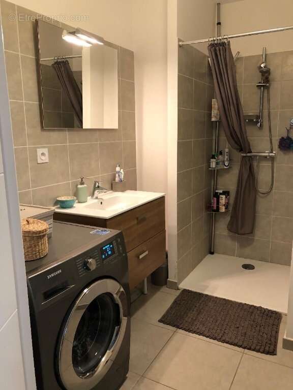 Appartement à SAINT-JUST-SAINT-RAMBERT