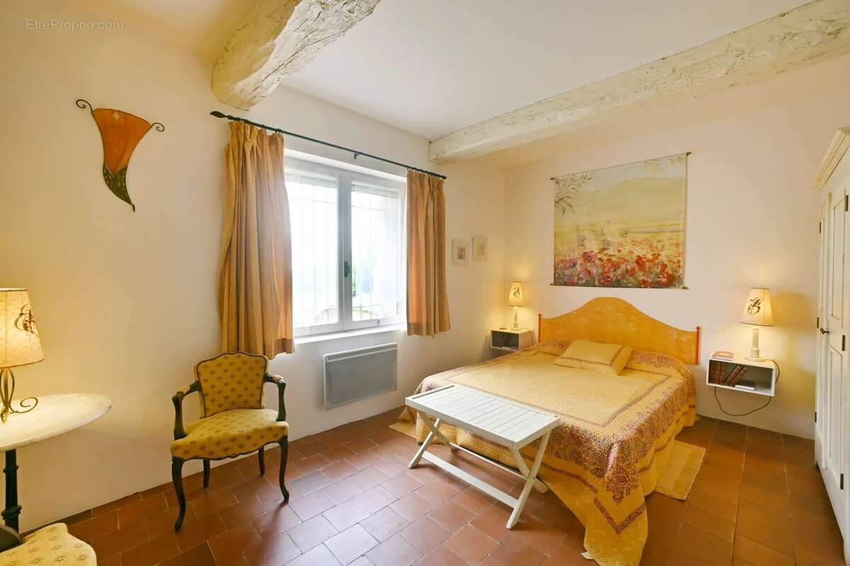 Maison à UZES