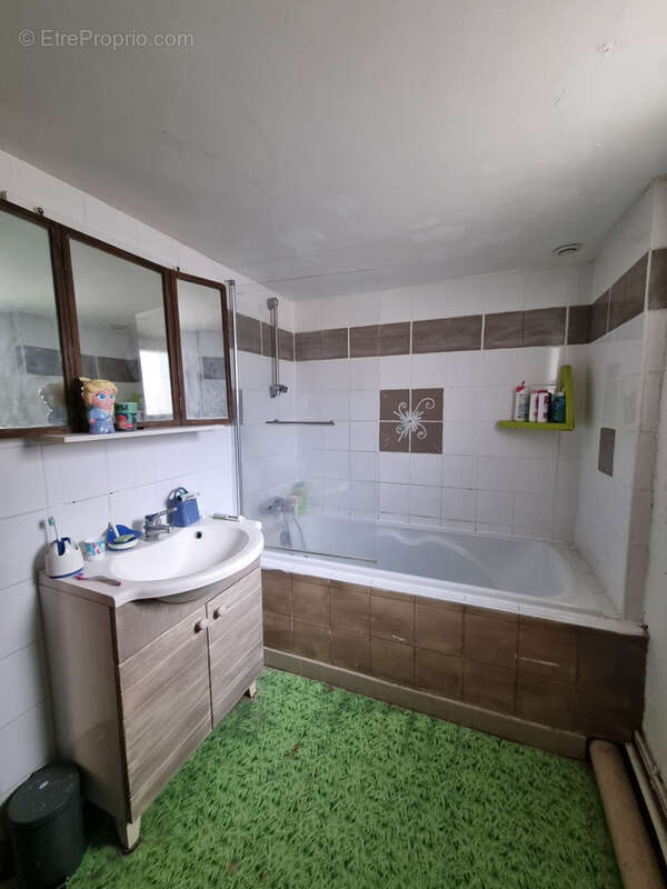 Maison à CHATEAU-RENAULT